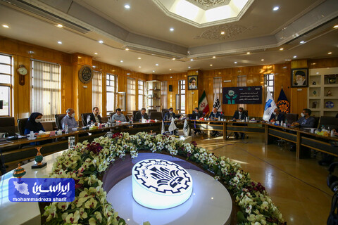 آیین امضای تفاهم نامه راه اندازی و تجهیز نخستین آزمایشگاه صنعت 4.0  در کشور