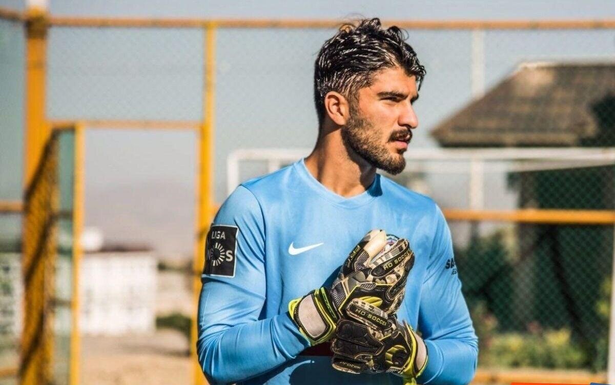 مایورکا مشتری عابدزاده شد