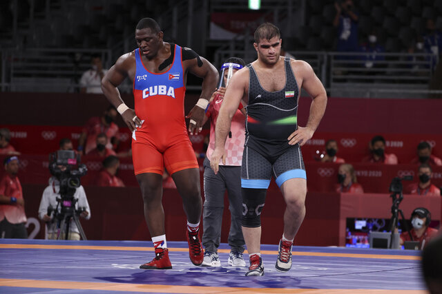 شانس برنز میرزازاده در کشتی فرنگی/ درخشش کوبا با دو فینالیست