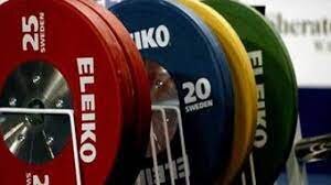 وزنه بردار اصفهانی در اردوی جانبازان و معلولین