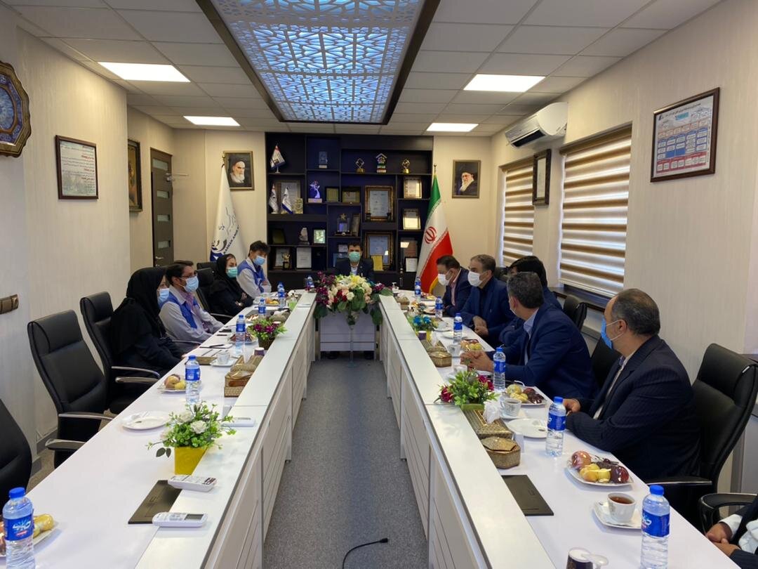 تعامل و همکاری بانک رفاه کارگران با فولاد امیرکبیر کاشان