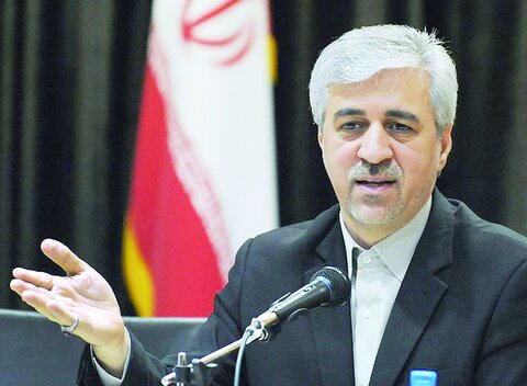 وزیر ورزش برای پاسخگویی به مجلس رفت