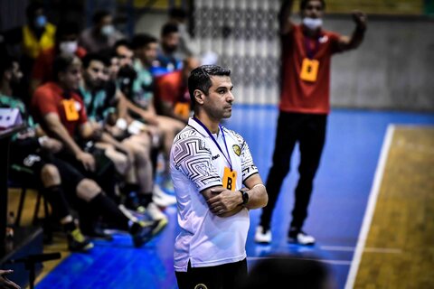 صعود سپاهان نوین به پلی‌آف سخت شد