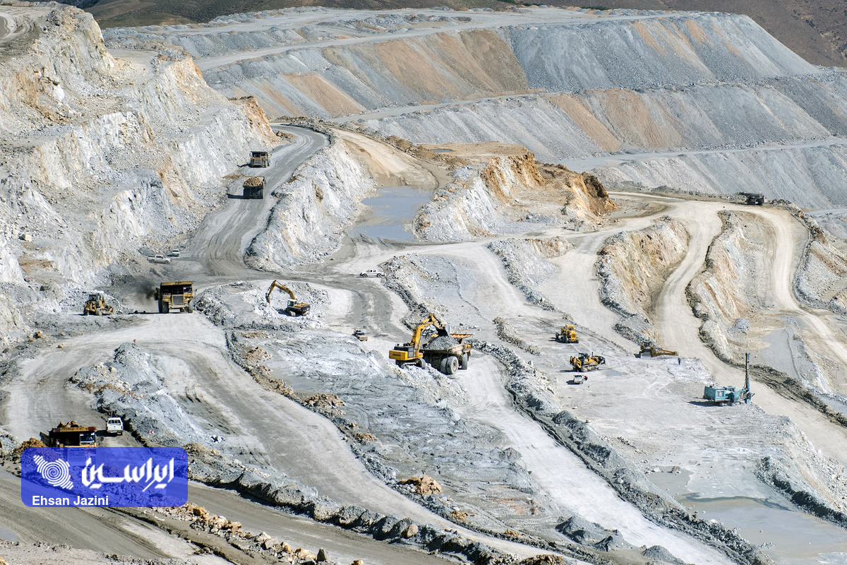 قرارداد هشت هزار میلیارد تومانی تولید مس کاتد در مجتمع سونگون امضا شد