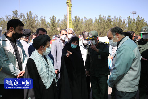 آیین افتتاحیه نمایشگاه دفاع مقدس شرکت فولاد مبارکه با عنوان "در مسیر ایستادگی"