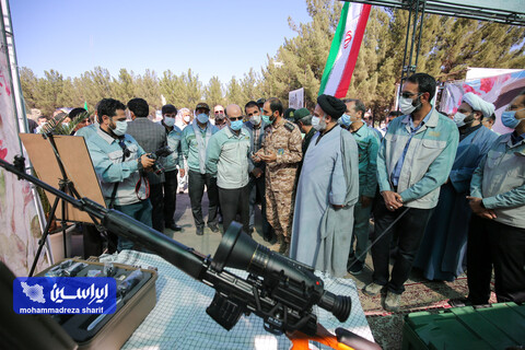 آیین افتتاحیه نمایشگاه دفاع مقدس شرکت فولاد مبارکه با عنوان "در مسیر ایستادگی"