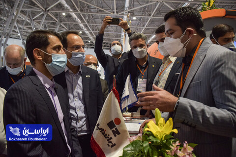 بازدید مدیرعامل شرکت فولاد مبارکه از غرفه شرکت‌های زیرمجموعه در نمایشگاه متالکس