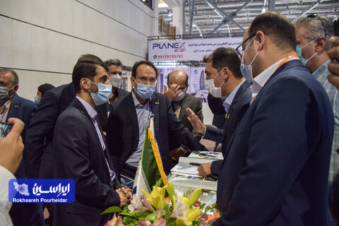 بازدید مدیرعامل شرکت فولاد مبارکه از غرفه شرکت‌های زیرمجموعه در نمایشگاه متالکس