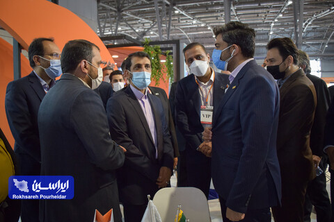 بازدید مدیرعامل شرکت فولاد مبارکه از غرفه شرکت‌های زیرمجموعه در نمایشگاه متالکس