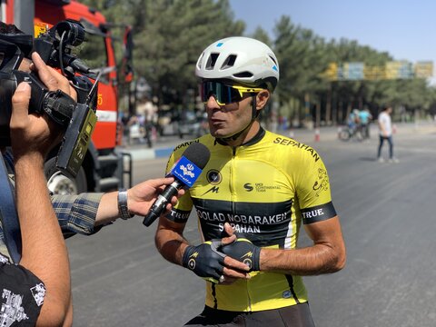 صدرنشینی رکابزنان طلایی پوش در کشور