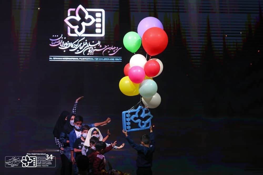 پرواز پروانه‌ها در نصف جهان؛ این بار از دل آتش و کرونا