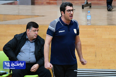 رقابت‌ تیم های فوتسال سپاهان و مس سونگون