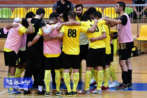 سهمیه فوتسال سپاهان به تهران رسید