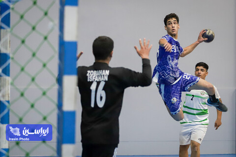 نیمه نهایی هندبال نوجوانان کشور