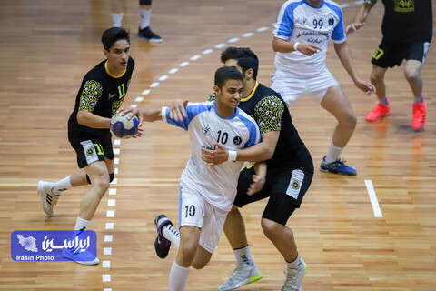 نیمه نهایی هندبال نوجوانان کشور