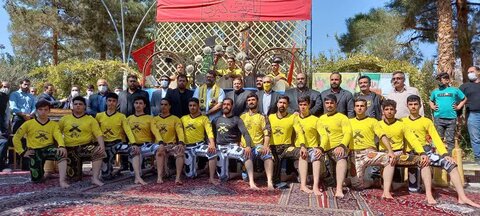 استقبال از رسول جزینی مربی ارزنده تیم ملی کشتی فرنگی ایران