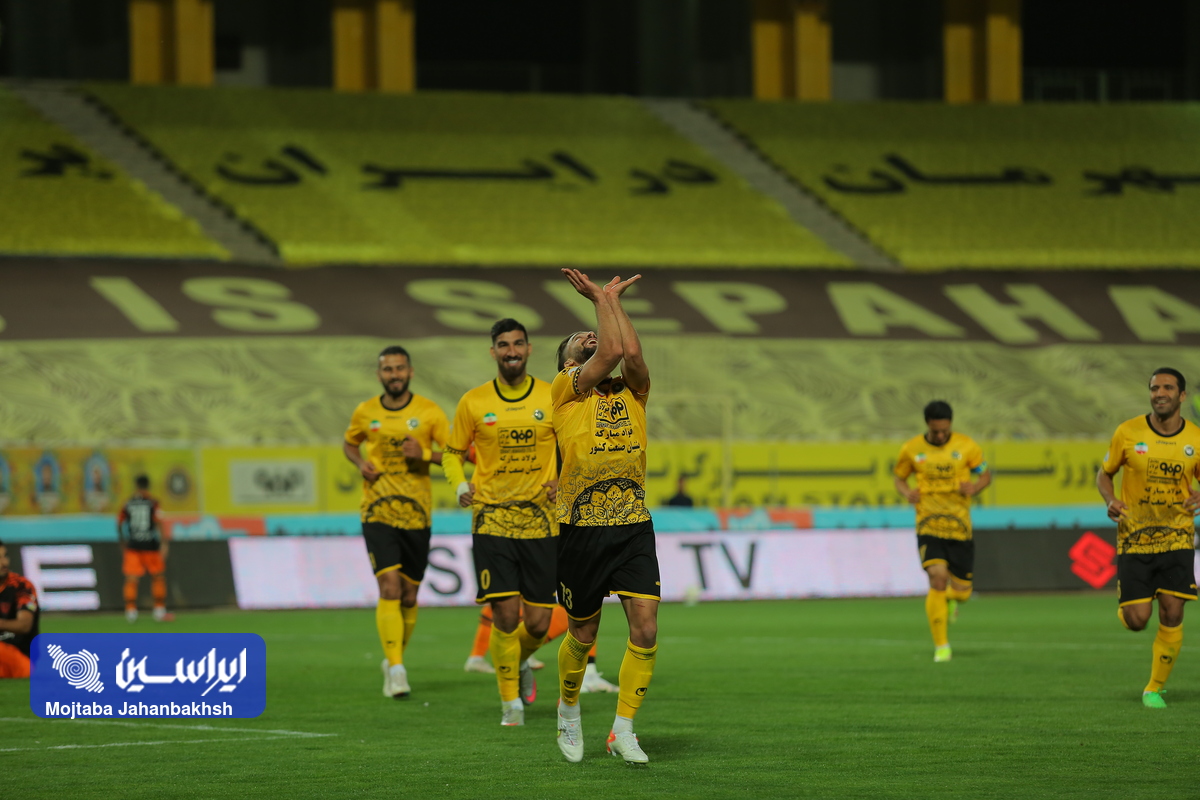 پخش بازی سپاهان و پاختاکور از شبکه پنج