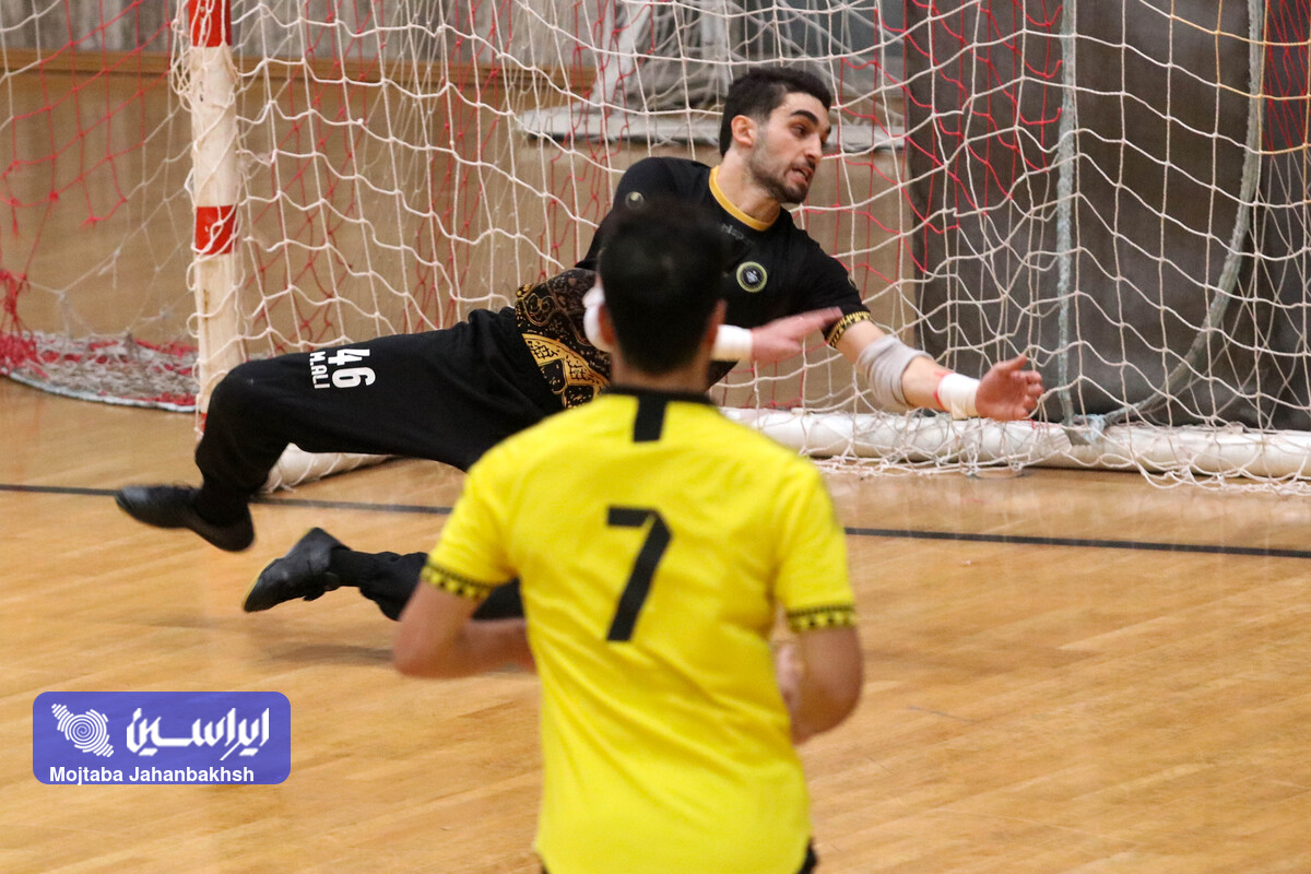 شکست سنگین سپاهان/ شهروند ساری سقوط کرد 