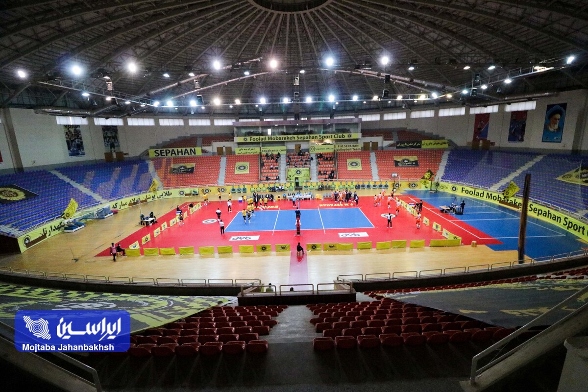 جذب بانوان مستعد والیبالیست در تیم‌های پایه سپاهان