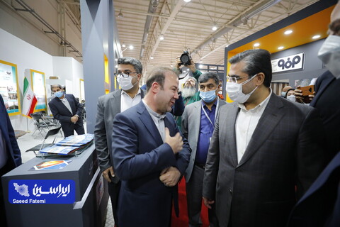 بازدید معاون امور صنایع وزارت صمت از غرفه گروه فولاد مبارکه در هجدهمین نمایشگاه بین‌المللی ایران‌متافو