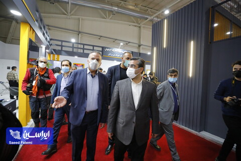 بازدید معاون امور صنایع وزارت صمت از غرفه گروه فولاد مبارکه در هجدهمین نمایشگاه بین‌المللی ایران‌متافو