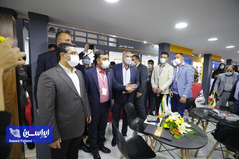 بازدید معاون امور صنایع وزارت صمت از غرفه گروه فولاد مبارکه در هجدهمین نمایشگاه بین‌المللی ایران‌متافو