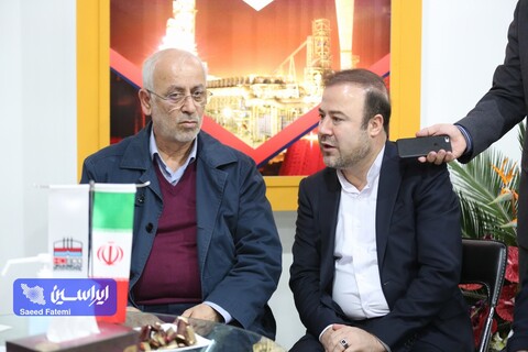 بازدید رئیس کمیسیون صنایع و معادن مجلس شورای اسلامی از غرفه گروه فولاد مبارکه