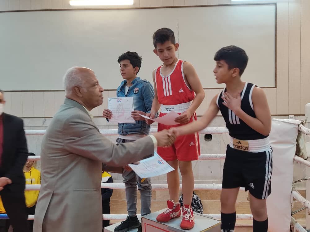 مسابقات بوکس استان اصفهان پایان یافت