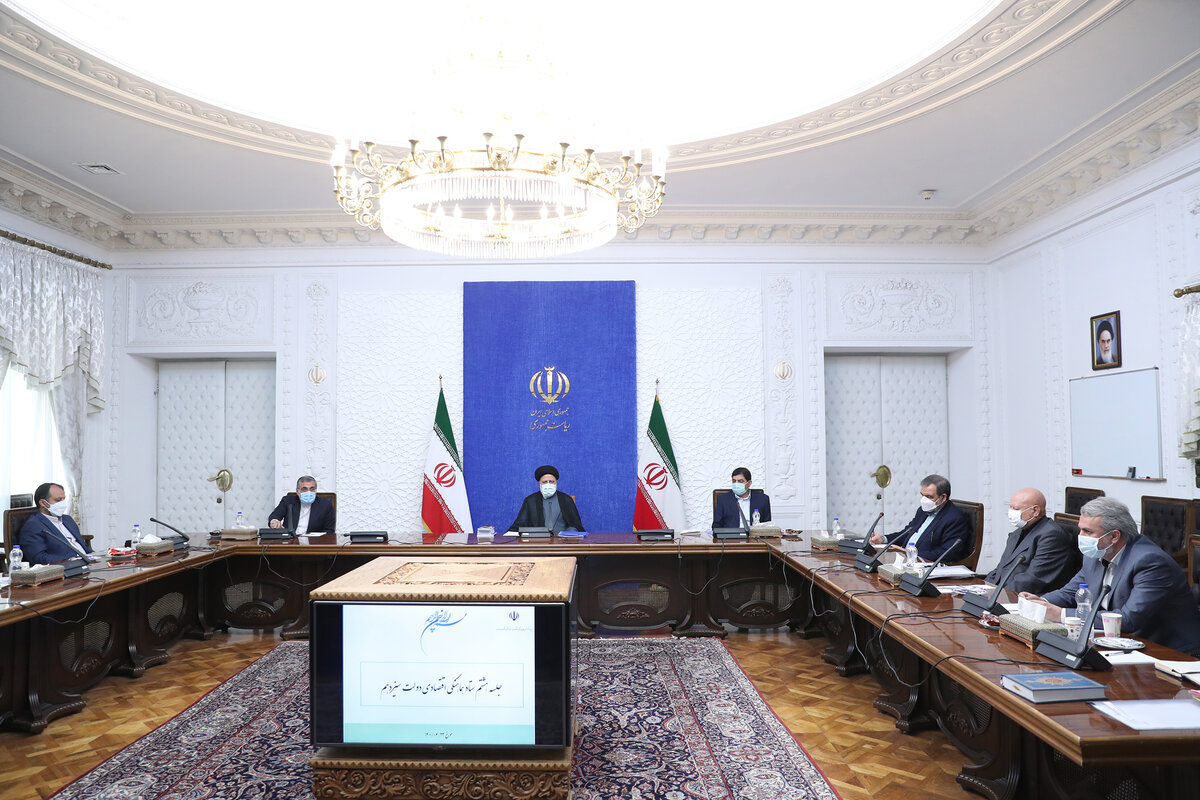 بسته پیشنهادی وزارت صمت در زمینه رفع موانع تولید ارائه شد