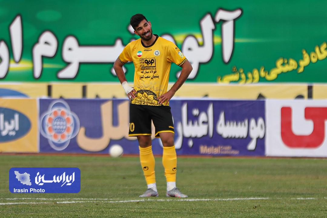 ستاره سپاهان تیمش را تنها نگذاشت