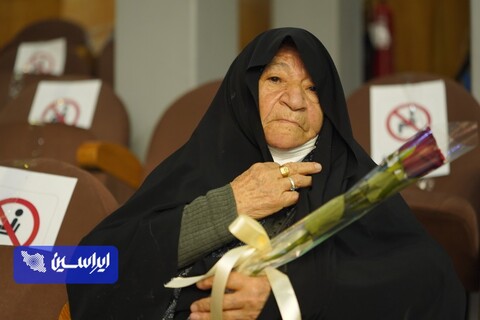 آیین تکریم مادران و همسران شهدای شرکت فولاد مبارکه