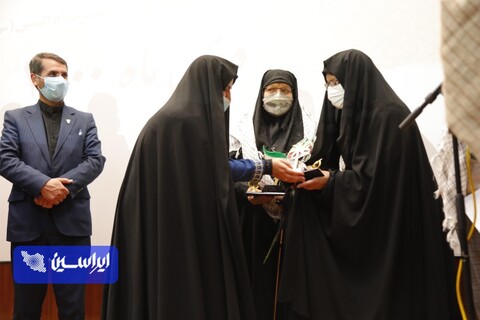 آیین تکریم مادران و همسران شهدای شرکت فولاد مبارکه