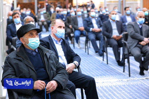 رهبر انقلاب در دیدار تولیدکنندگان و فعالان اقتصادی: