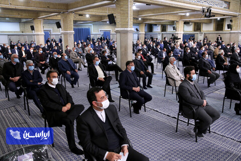 رهبر انقلاب در دیدار تولیدکنندگان و فعالان اقتصادی: