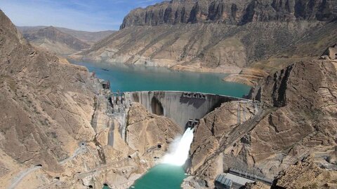 افزایش ۱۲ هزار مگاوات برق به تولید کشور با تعمیر نیروگاه‌های برق‌آبی