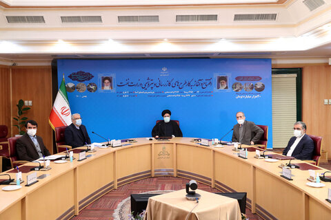 افتتاح طرح‌های گازرسانی و پتروشیمی به مناسبت دهه فجر