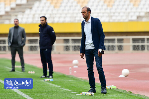 همه بازیکنان می‎‌خواهند که محرم بماند