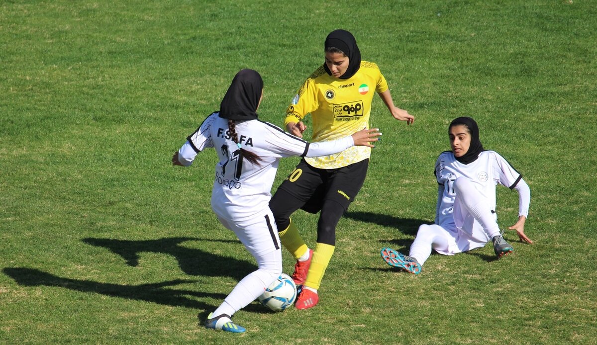 شب تاریخی نقش جهان