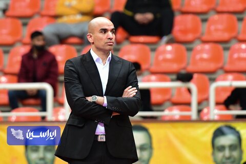 کار فولاد مبارکه سپاهان در مورد جوانان قابل احترام است/حداقل ۴۰ جوان خوب در والیبال ایران داریم