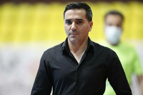 تقدیم قهرمانی گیتی‌ پسند به مردم اصفهان