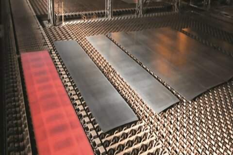 ساخت ورق‌های خطوط انتقال نفت خام سبک توسط فولاد اکسین