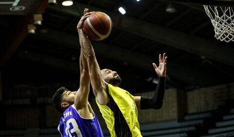 سپاهان ۵۷ _ صنایع هرمزگان ۶۳/ منطقه رنگی کابوس سپاهان