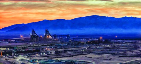 ققنوس در آتش!