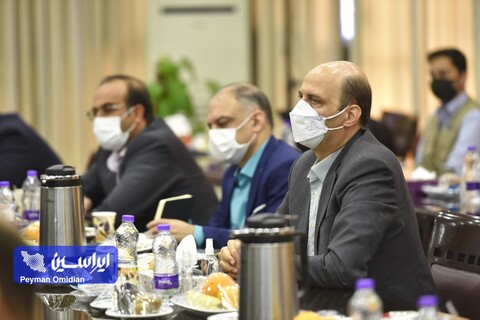 نشست هم‌اندیشی فولاد مبارکه با مراکز خدماتی و تبیین اهداف و استراتژی‌های ۱۴۰۱