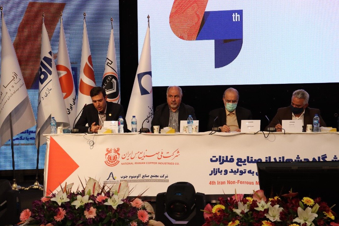  کمبود مواد اولیه مهمترین نگرانی صنعت آلومینیوم/ ناچار به اکتشاف معادن بوکسیت هستیم