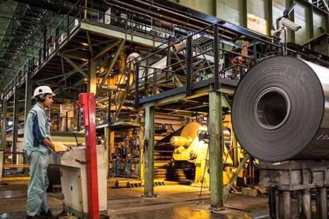 پیشنهاد وزارت صمت برای تعدیل تبعات منفی ناترازی انرژی صنایع فولادی چیست؟