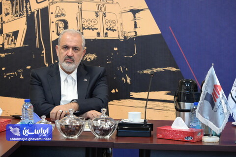 تحویل اولین سری لوکومتیوهای فولاد مبارکه