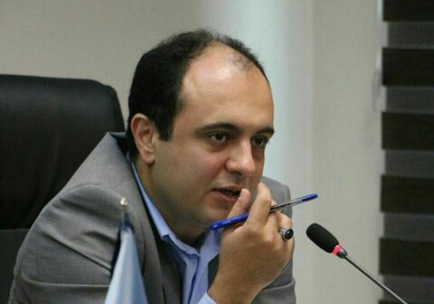 به جای استیضاح وزیر او را نقد کنیم / ضرورت بررسی عملکرد مدیران در بازه زمانی طولانی
