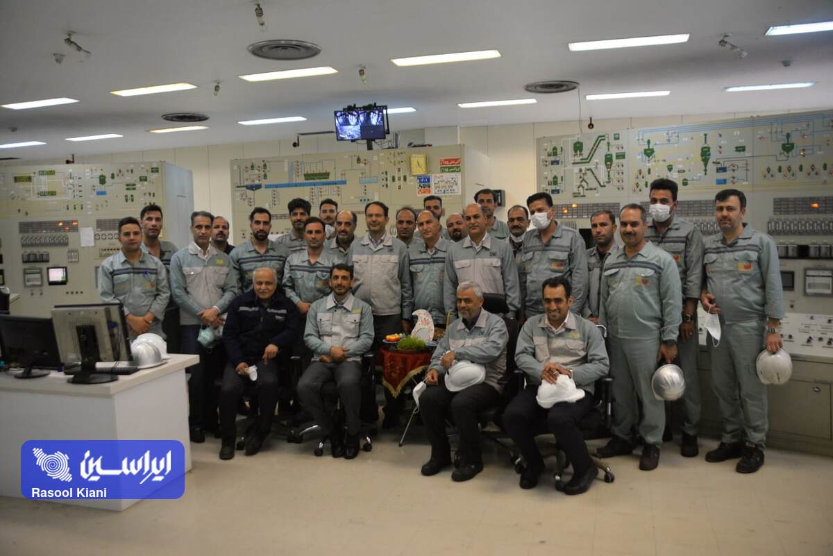  دیدار نوروزی مدیرعامل و معاونین فولاد مبارکه با کارکنان خطوط تولید و بخش‌های پشتیبانی و ستادی این شرکت 