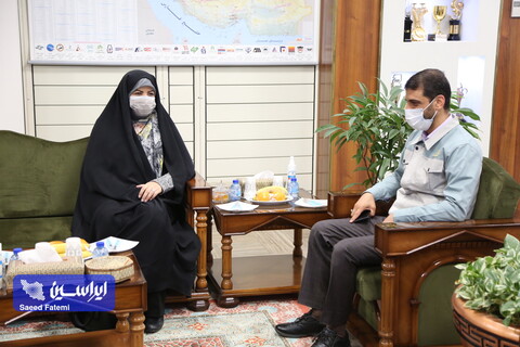 بازدید زهرا شیخی نماینده مردم اصفهان در مجلس شورای اسلامی  از خطوط تولید و تصفیه‌خانه شرکت فولاد مبارکه